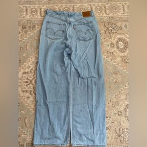 Levi’s High Loose Wide Leg Light Wash Ultra High Waist Jeans